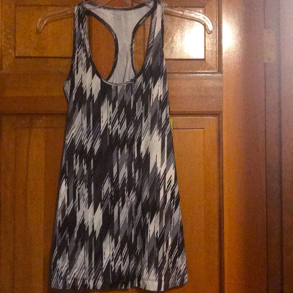Xersion sport tank top